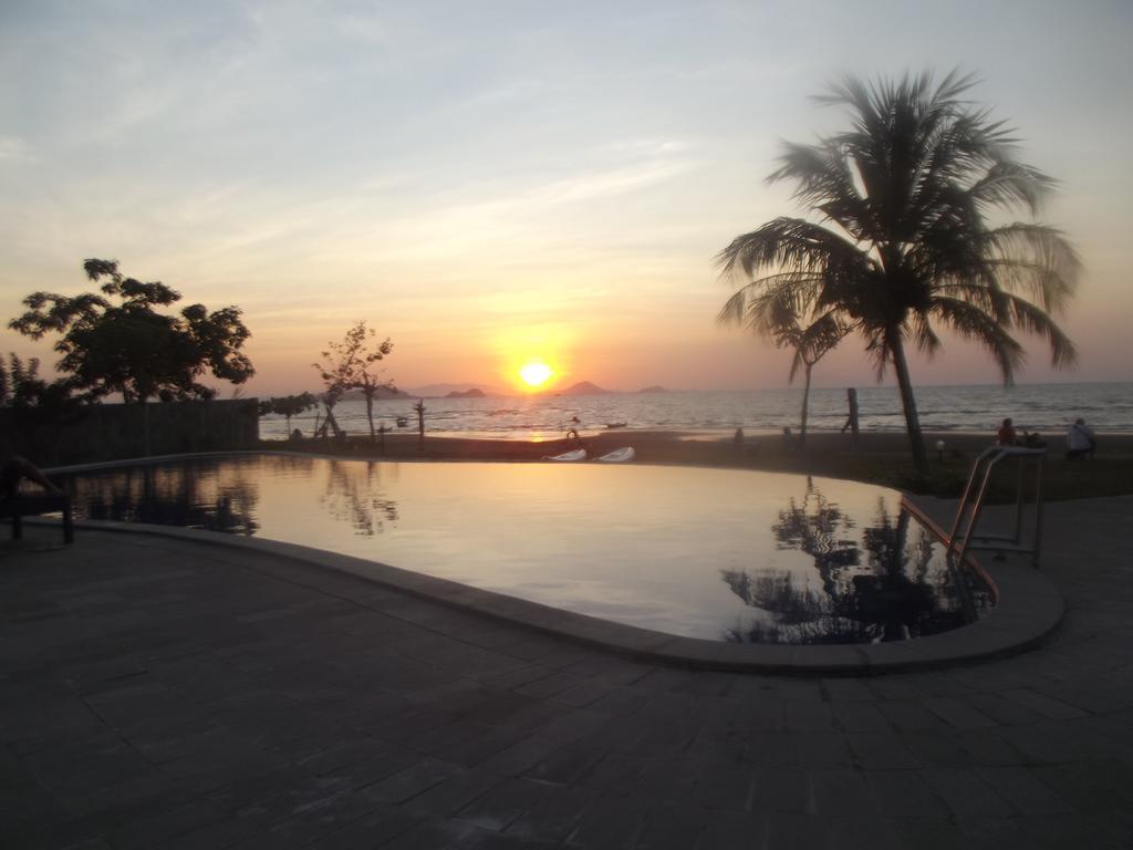 Luwansa Beach Hotel Labuan Bajo Εξωτερικό φωτογραφία