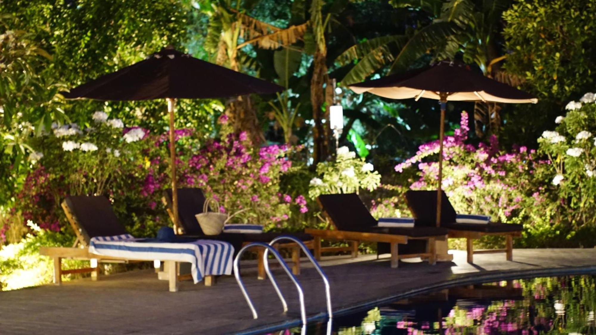 Luwansa Beach Hotel Labuan Bajo Εξωτερικό φωτογραφία