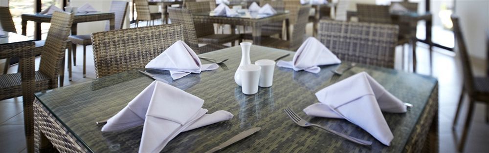 Luwansa Beach Hotel Labuan Bajo Εξωτερικό φωτογραφία